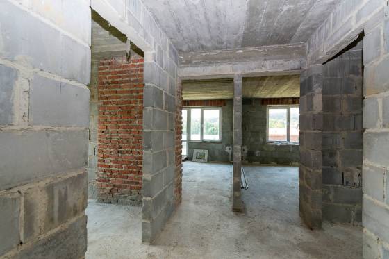 Dom w stanie surowym w Korytnikach