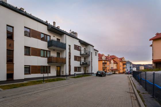 Komfortowe mieszkanie z miejscem postojowym osiedle Infiore Park