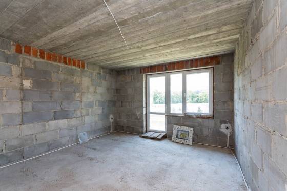 Dom w stanie surowym w Korytnikach